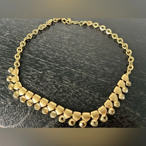 J Crew 18-21" Amber Color Crystals on Brushed Matte Gold Tone Necklace - Picture 1 of 5